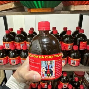 Nguồn Gốc và Lịch Sử Của Rượu Bóp Gà Chọi